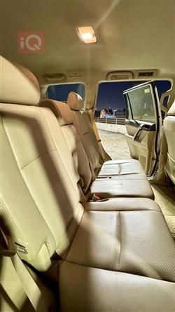 تۆیۆتا لاندكروزر پرادۆ